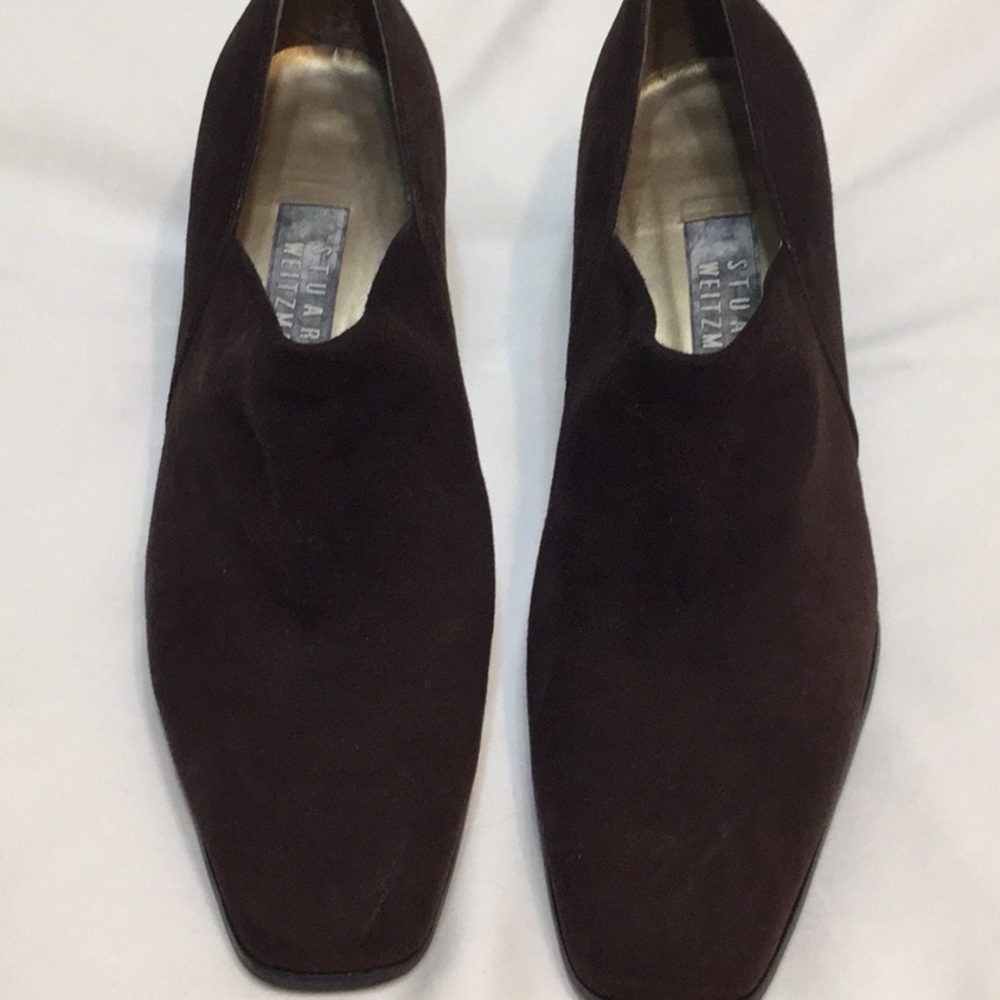 NWOT..Stuart Weitzman suede boot